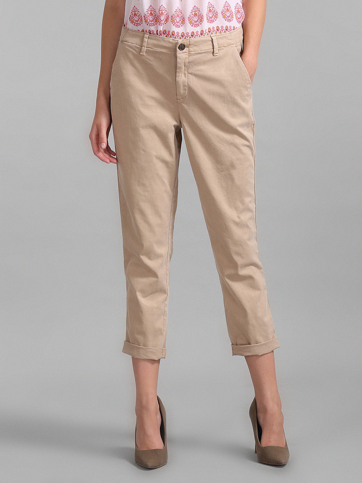 gap slim fit khakis
