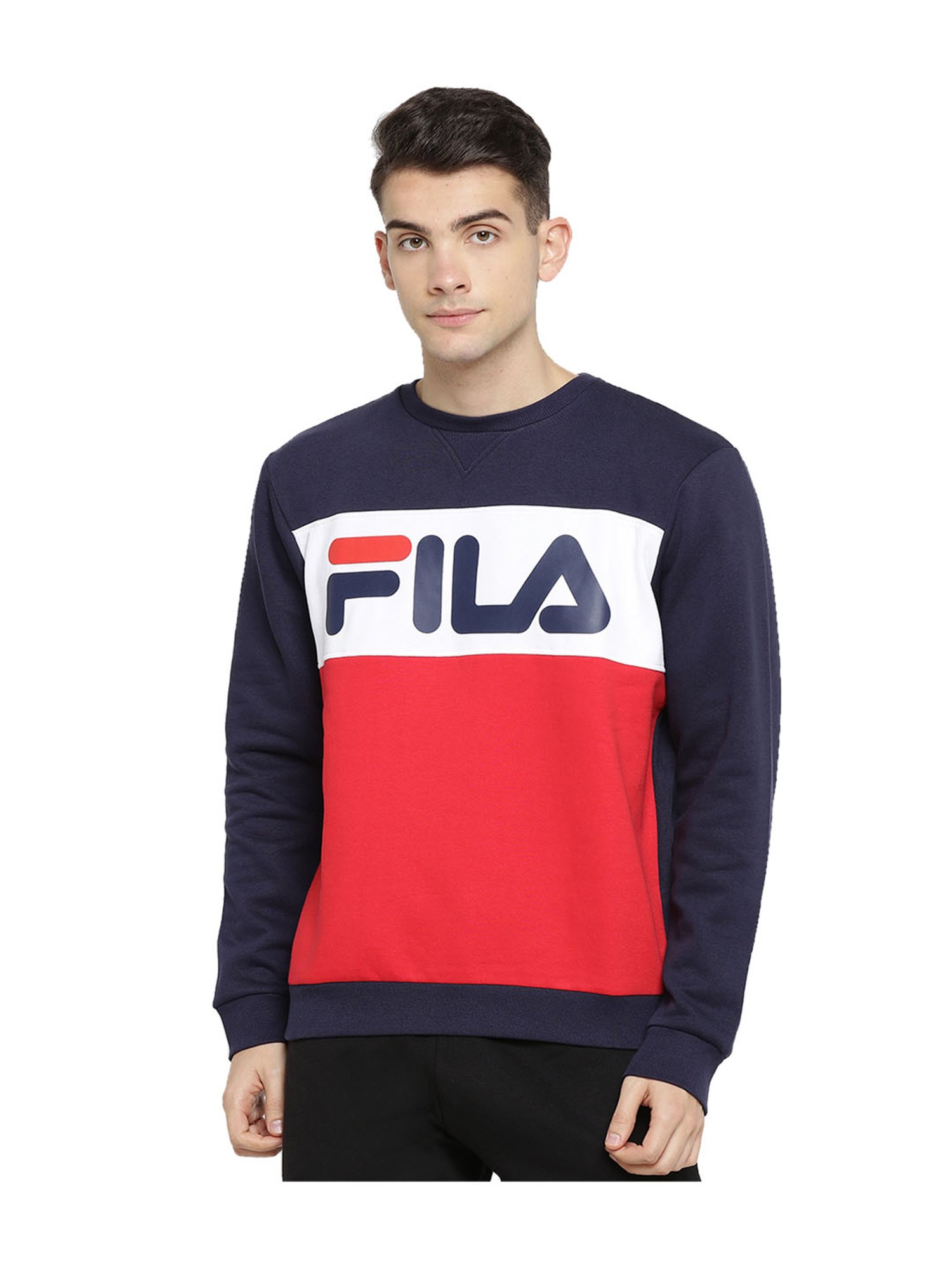 fila sweatshirt outfit