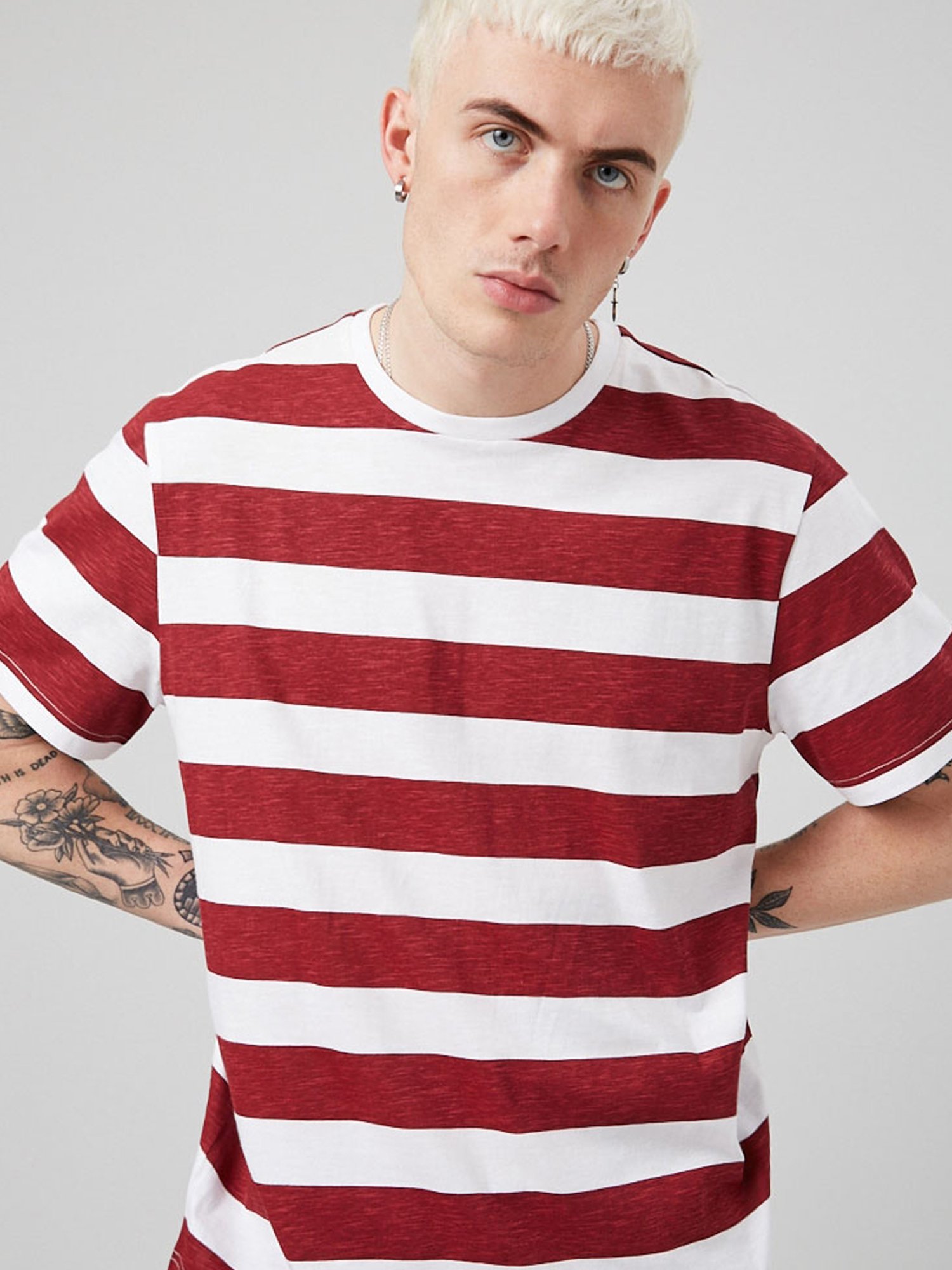 Buy Forever 21 Black & White Striped T-Shirt for Men Online @ Tata CLiQ