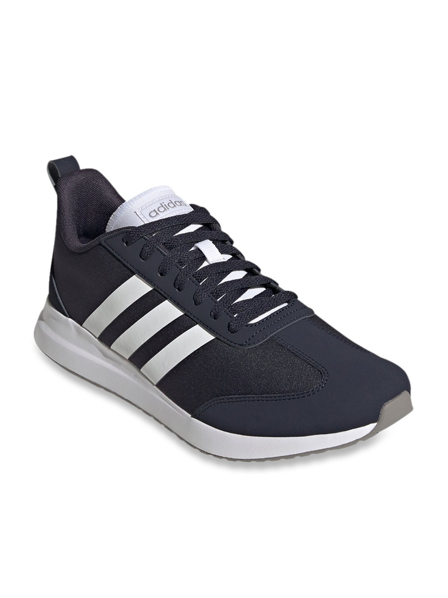 adidas classic running shoes