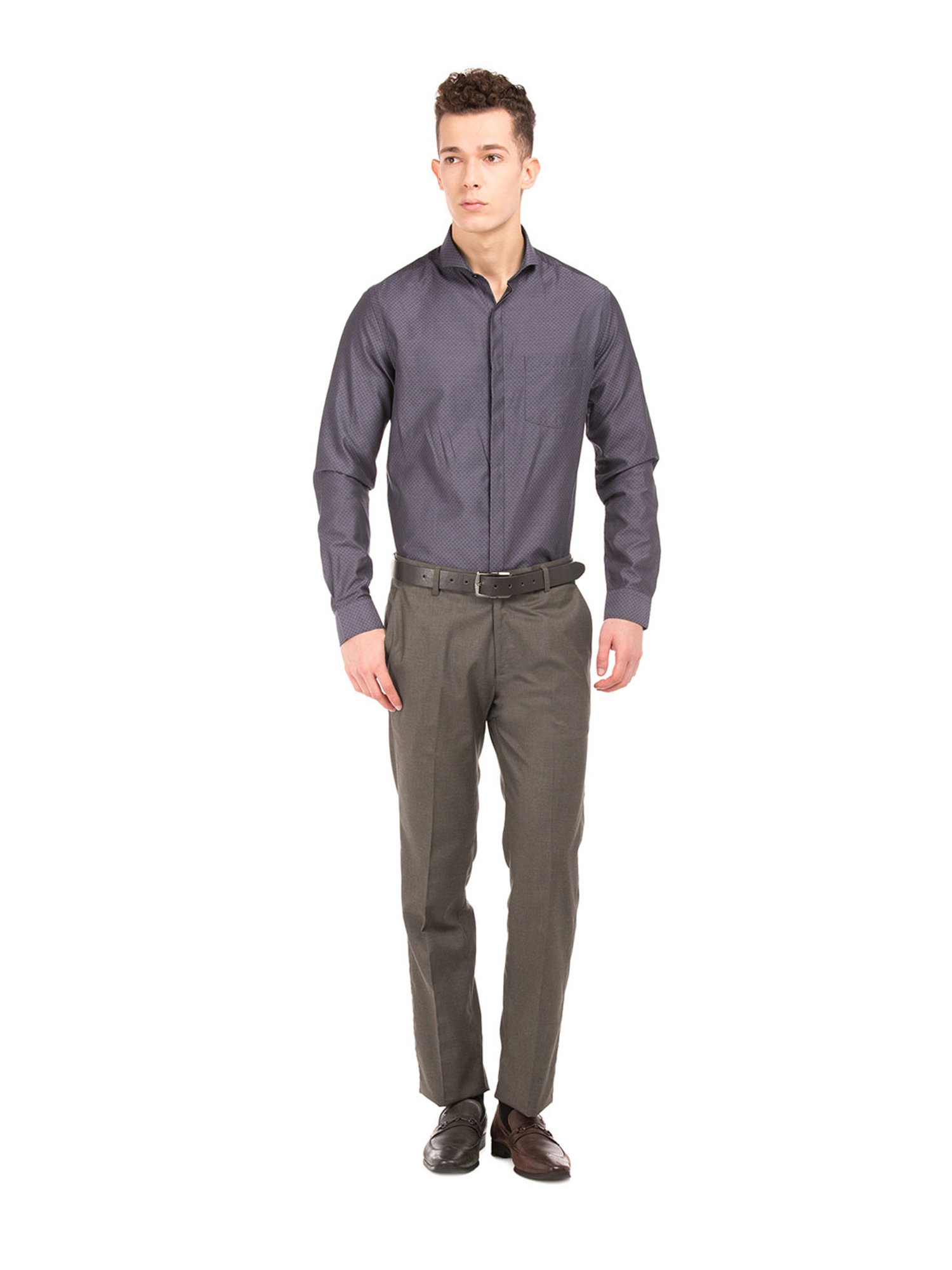 Buy online Black Solid Pleated Formal Trouser from Bottom Wear for Men by  Excalibur for 699 at 30 off  2023 Limeroadcom