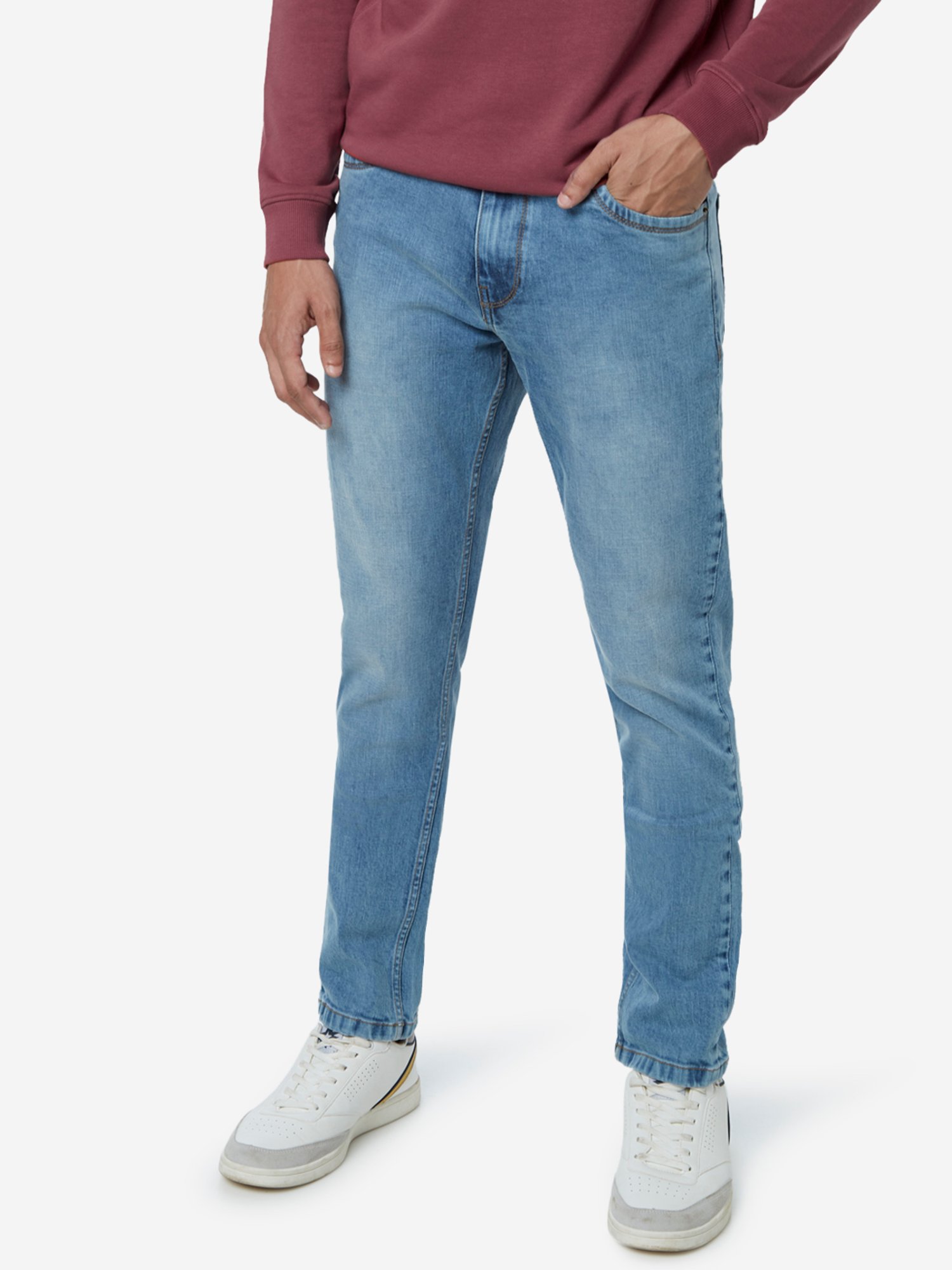light blue fitted jeans