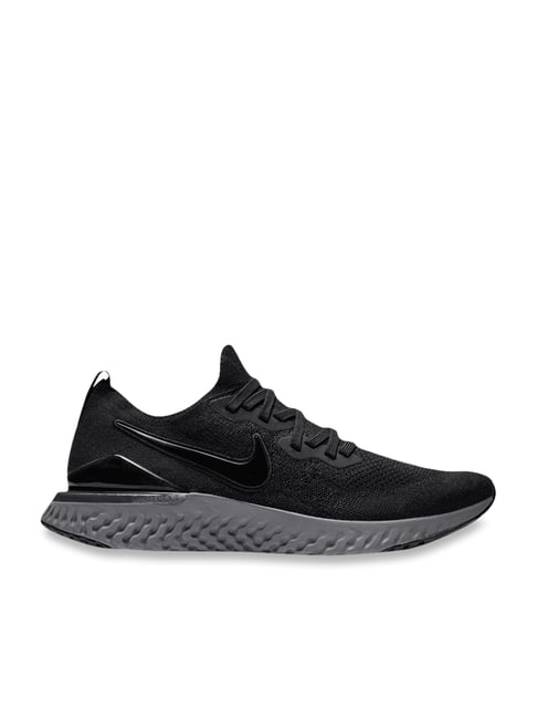 Nike epic react flyknit 2 black hot sale and white