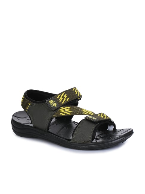 Mudd Sandals Size 77 in 2023 | Mudd sandals, Sandals, Yellow bag