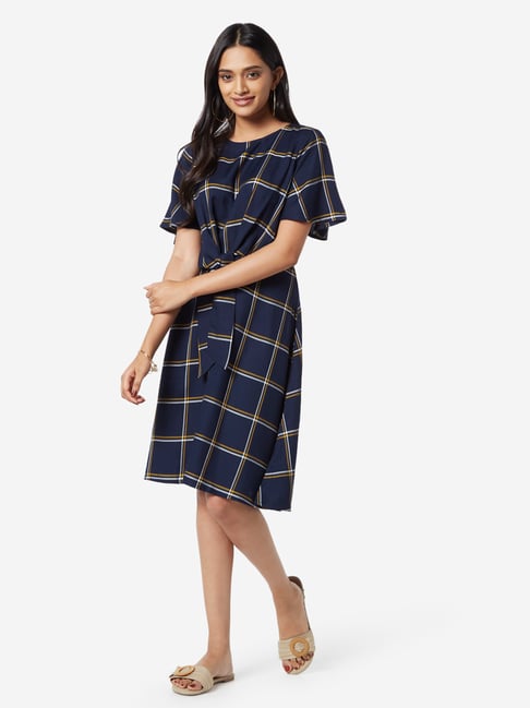 black bodycon bodysuit