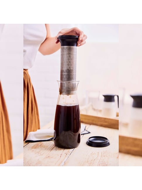 tupperware carafe cold brew