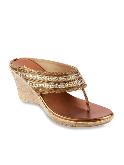 Gold thong sale wedge sandals