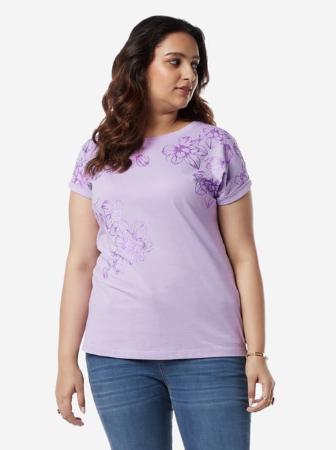 gia curves t shirts