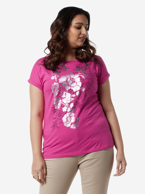 gia curves t shirts