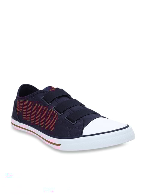 tata cliq sneakers
