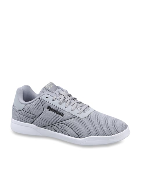 Reebok classics tread hot sale max lp sneakers