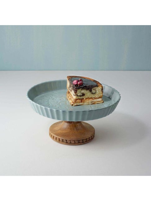 The Big Kitchen - An elegant ceramic cake stand featuring... | Facebook