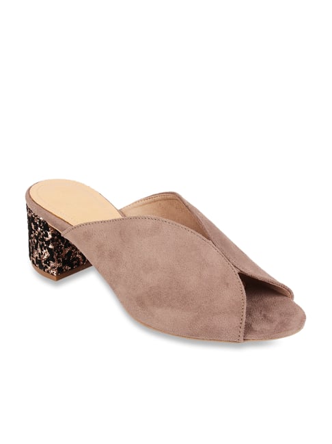 Stylish Pointed Toe Kitten Heel Sandals For Women Black, Beige, Pink, Green  With Back Buckle Strap, Metal High Heels, And Perfect For Summer Slides  From Soeasyshopping, $28.34 | DHgate.Com