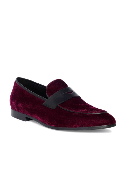 Maroon velvet hot sale loafers mens