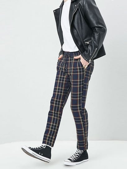 CHECKED TROUSERS WITH CHAIN DETAIL | Mens outfits, Mens fashion, Checked  trousers