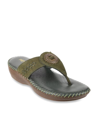 Metro hot sale doctor chappal