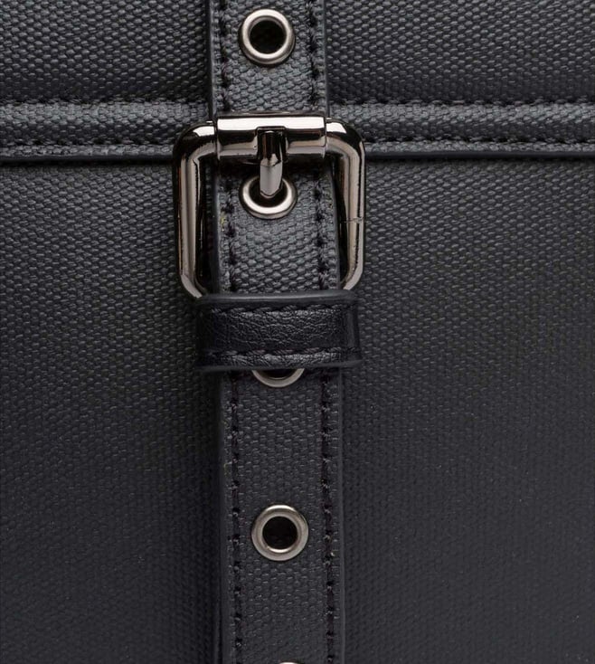 Is Tata Cliq Luxury Safe Literacy Basics