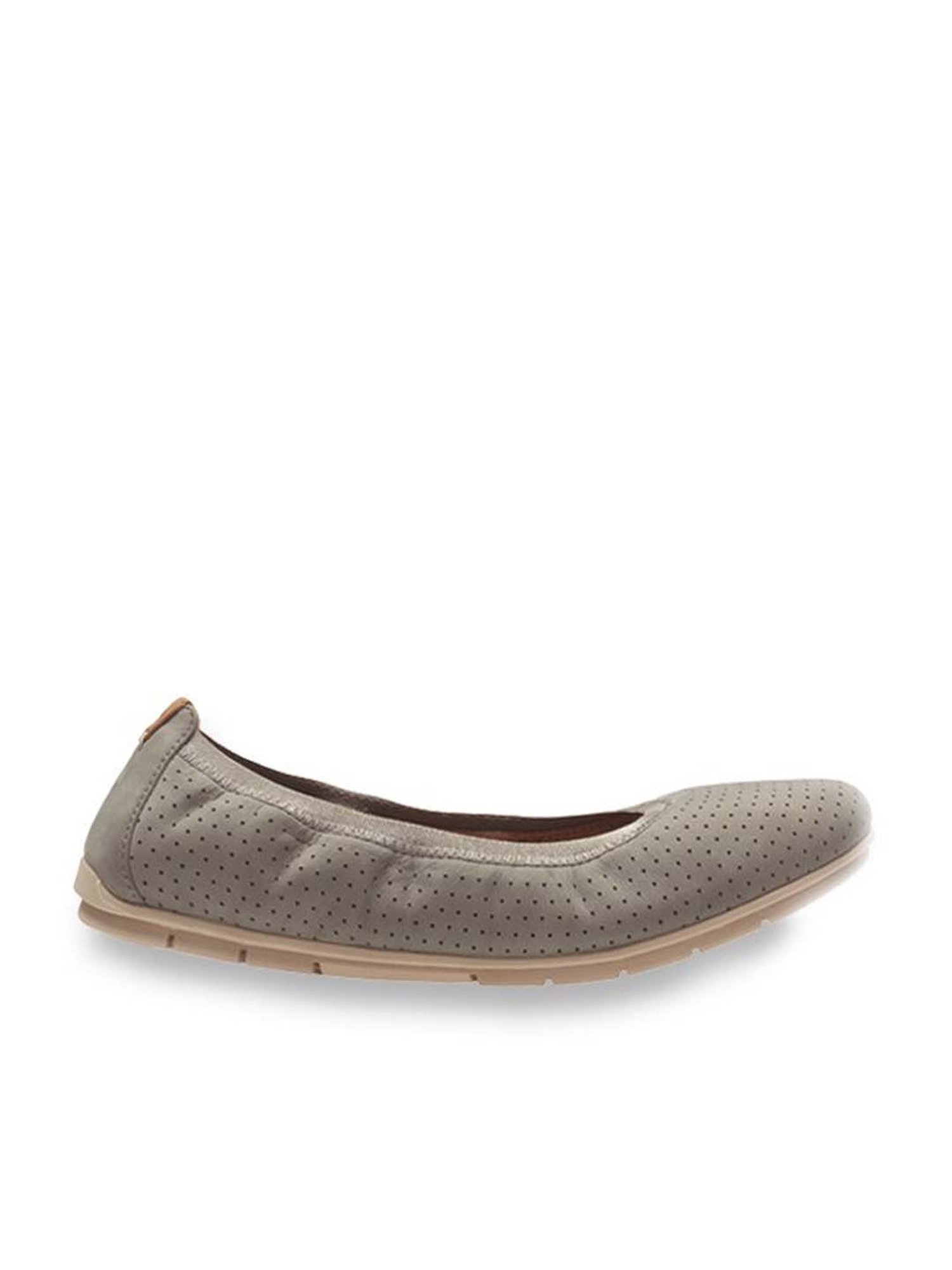 Clarks un tract sale