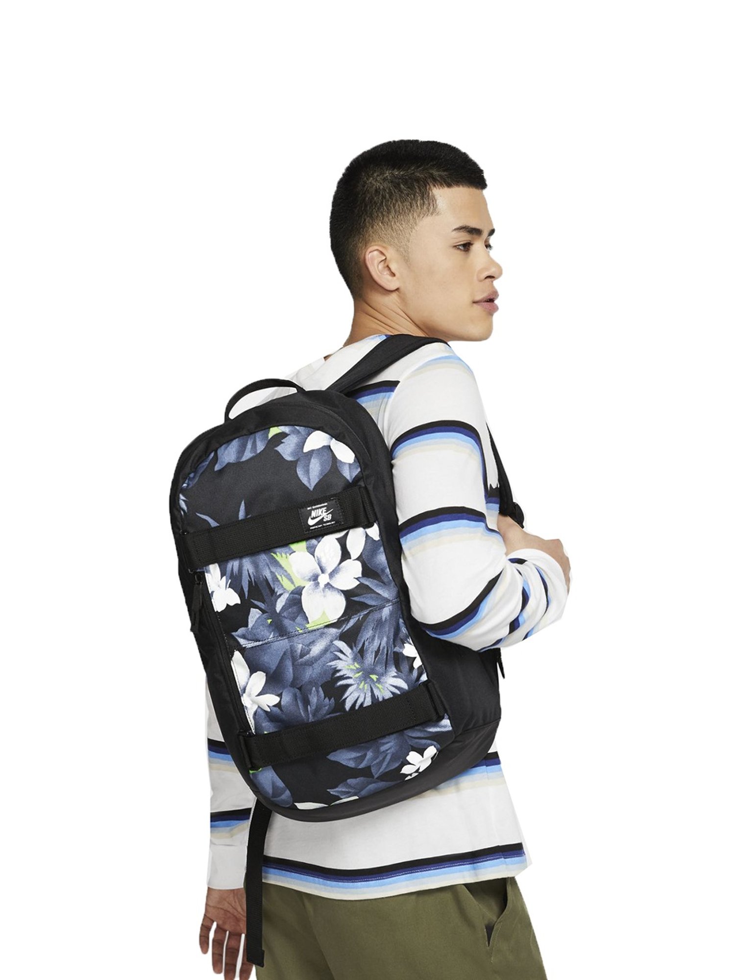 Buy Nike Sb Courthouse Printed Skate Black Medium Backpack Online At Best Prices Tata Cliq