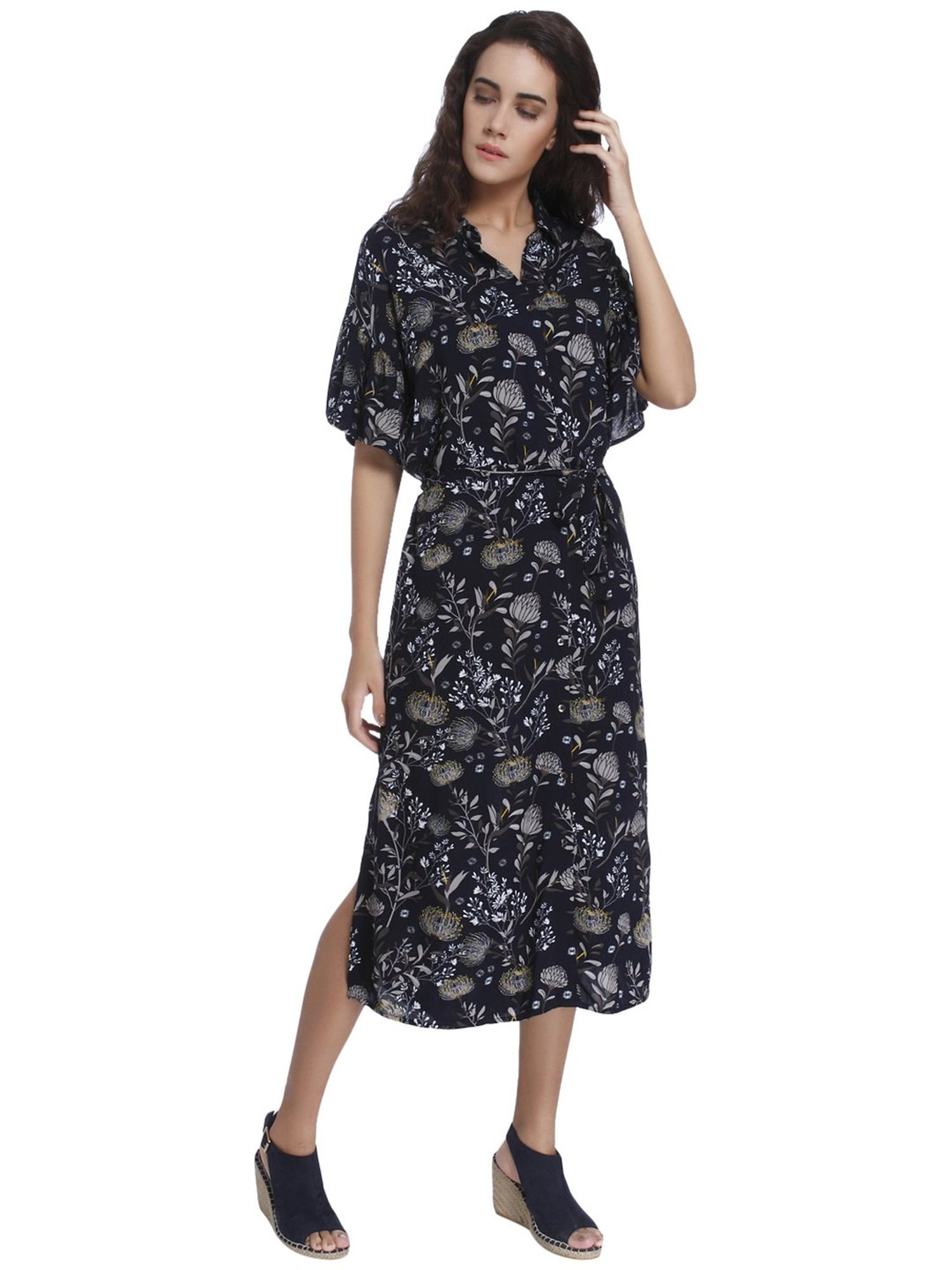 vedtage ramme Soldat Buy Vero Moda Night Sky Floral Print Dress for Women Online @ Tata CLiQ