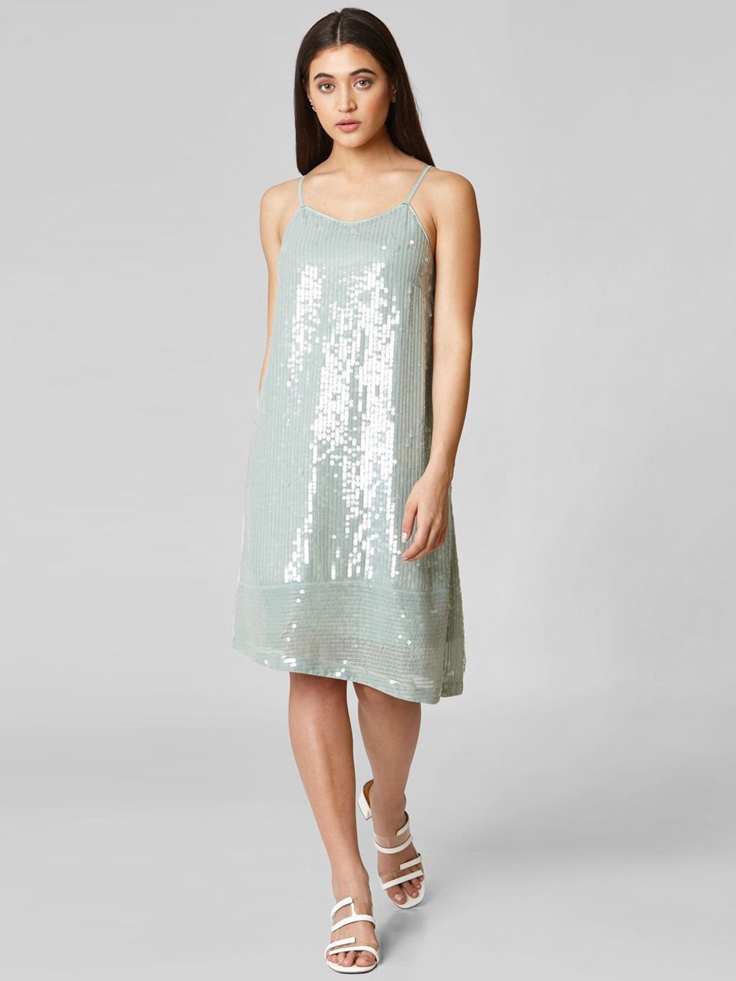 Buy Vero Moda Jadeite Embellished Dress Online At Best Prices Tata Cliq 