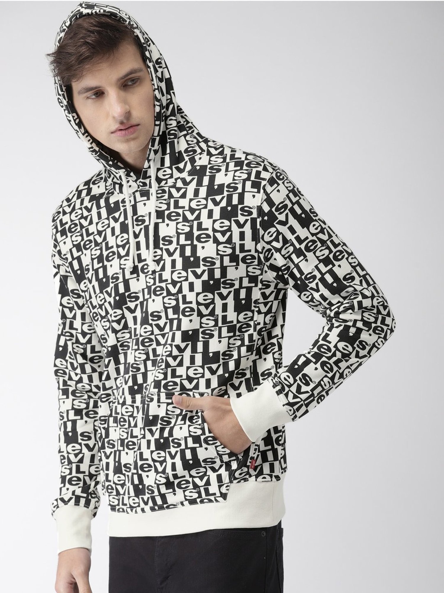 Buy Levi's Black Graphic Print Sweatshirt for Men Online @ Tata CLiQ