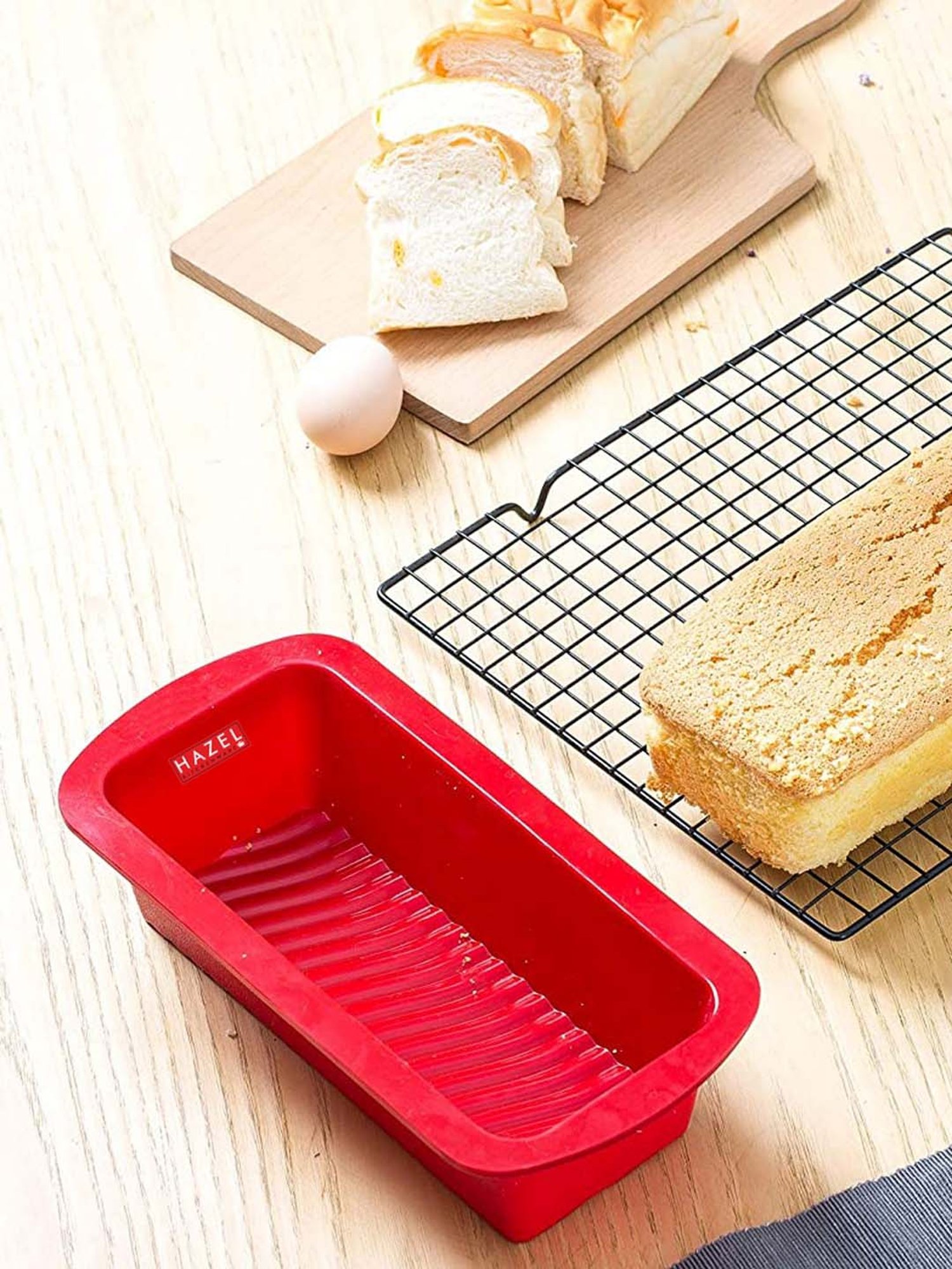 Silicone bread outlet