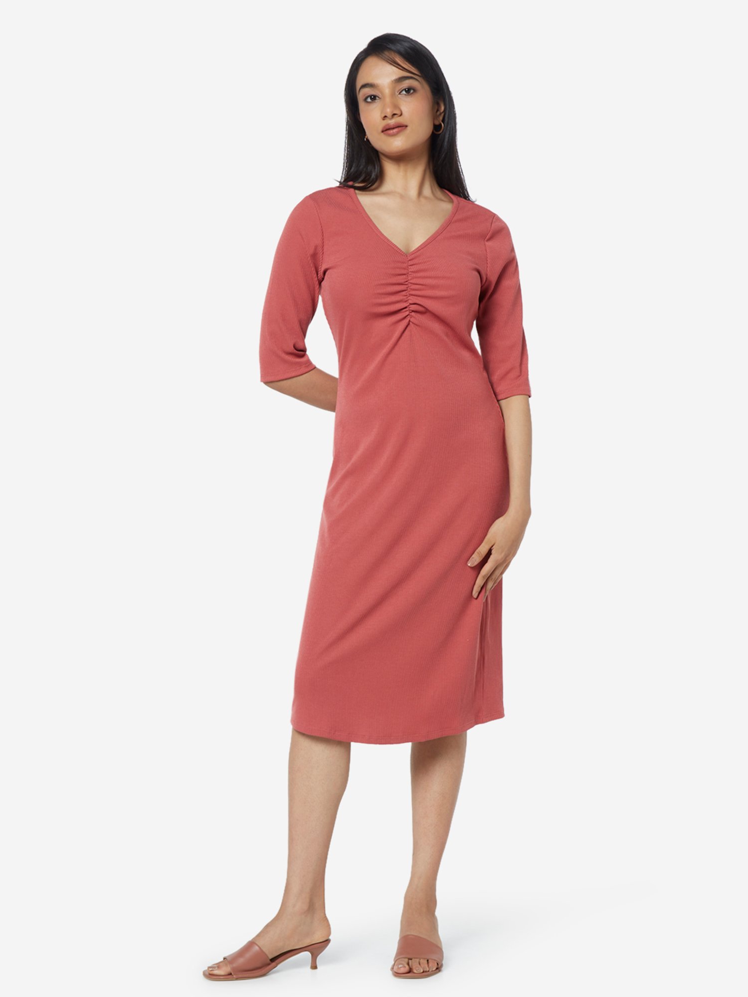 pink ribbed dress