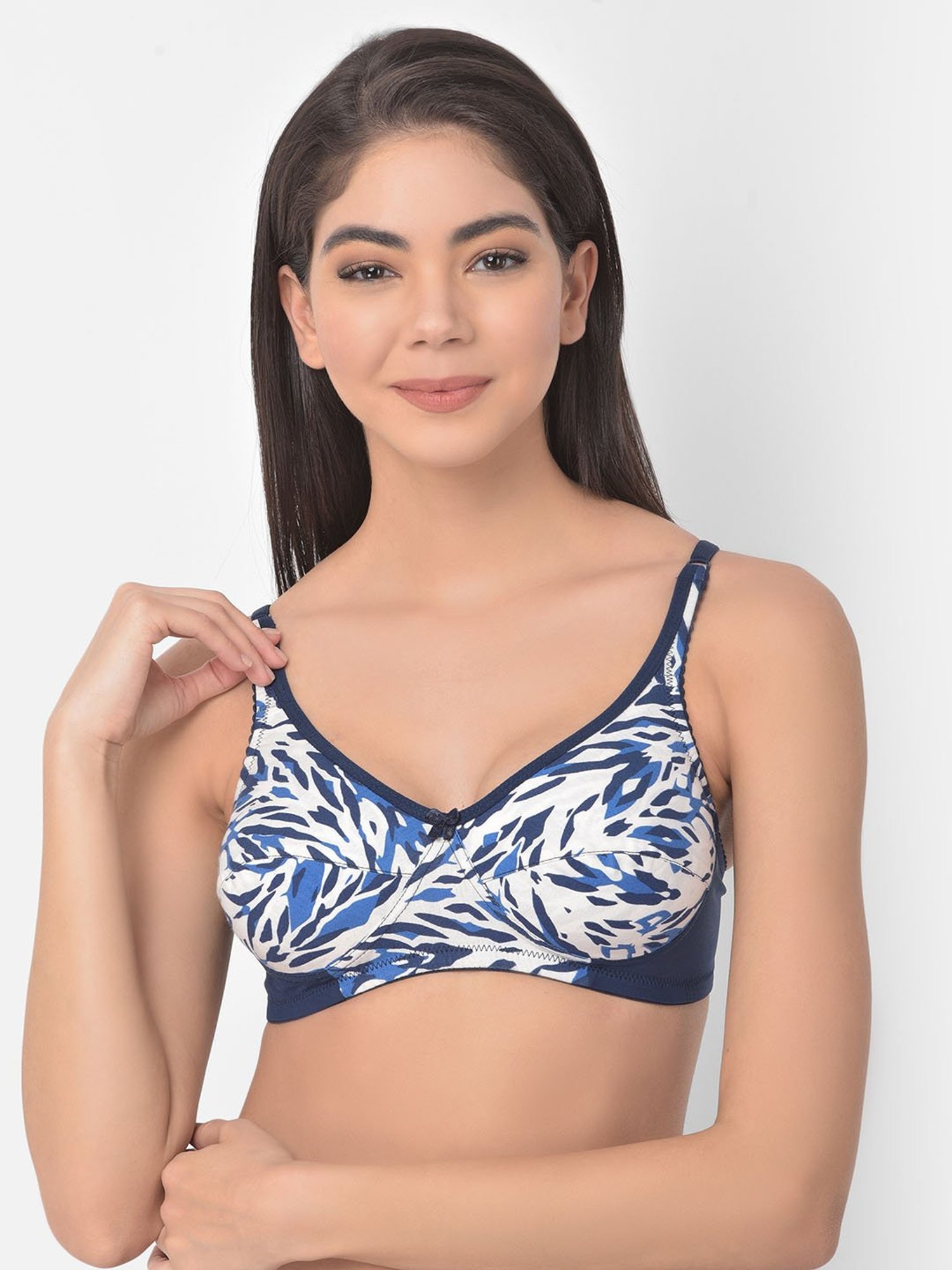 Buy Clovia Blue & White Non Wired Non Padded Full Coverage Bra for Women  Online @ Tata CLiQ