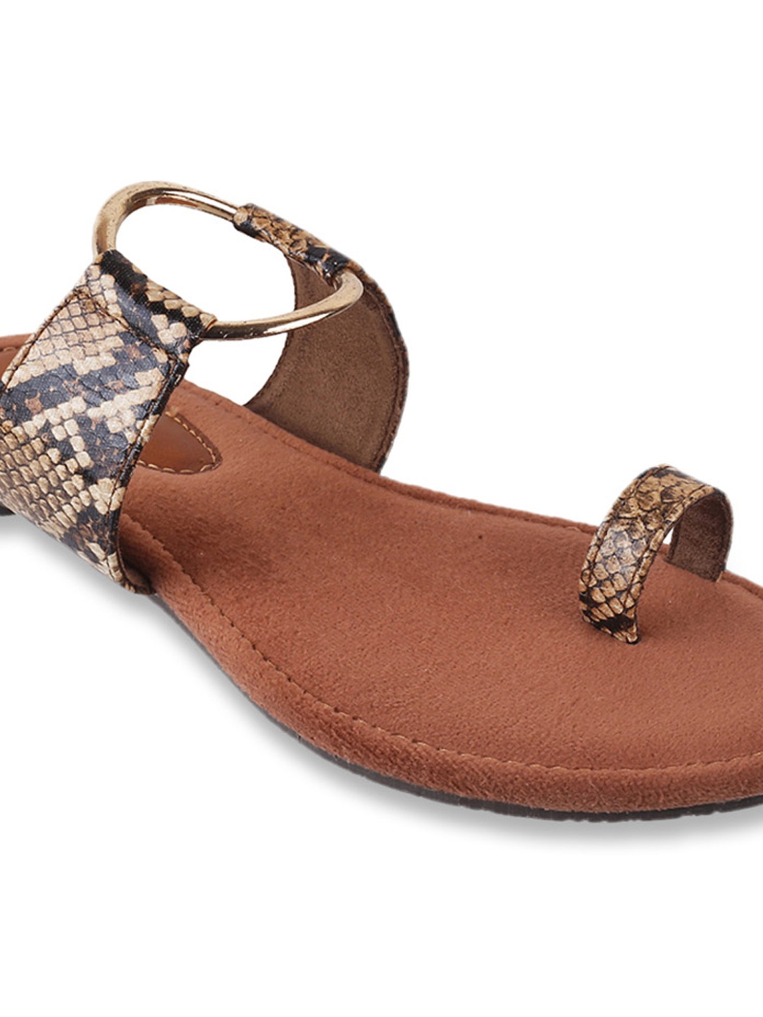 Buy Toe-Ring Sandals with Buckle Fastening Online at Best Prices in India -  JioMart.