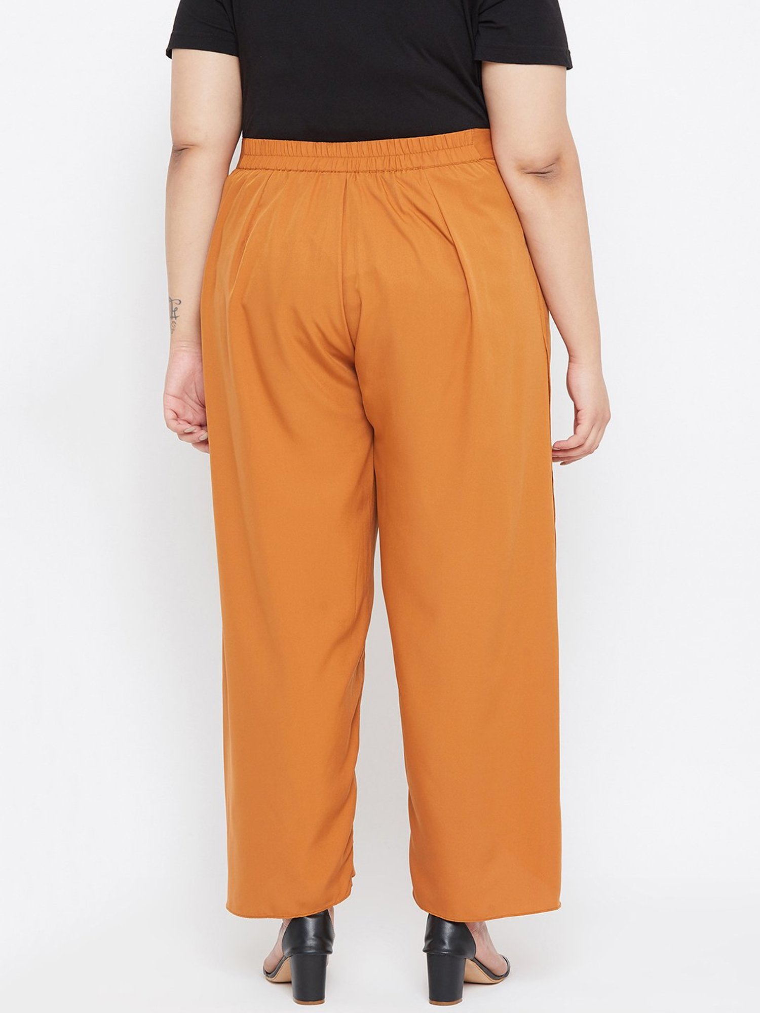 Plus Black Crepe Straight Leg Trousers  PrettyLittleThing