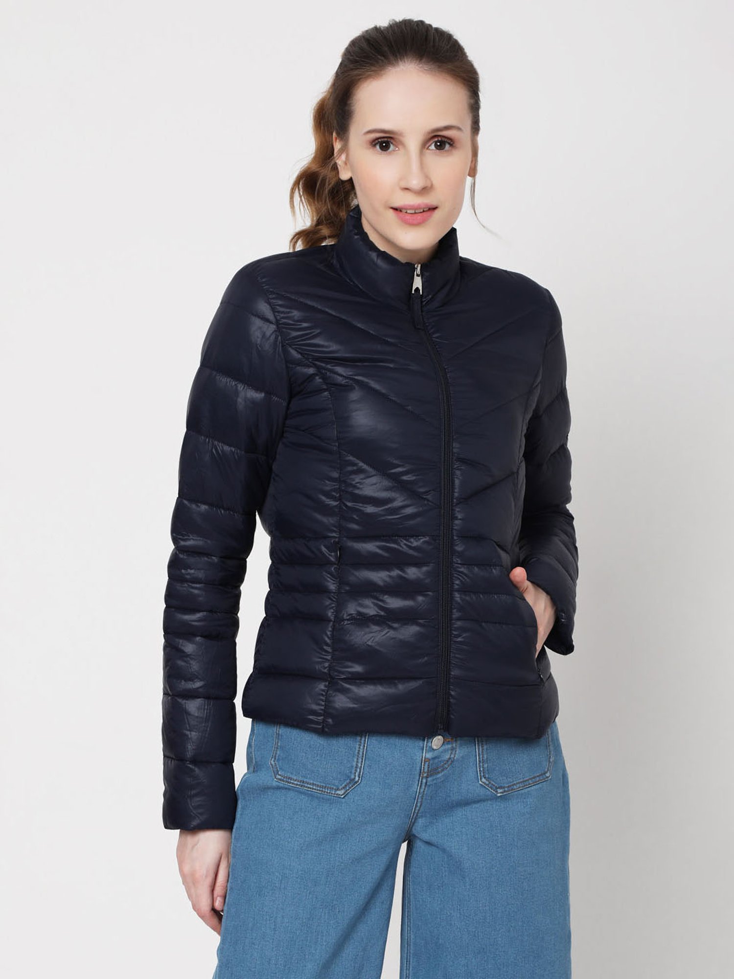Barbour Summer Liddesdale Women's Quilted Jacket | Pearl (Navy Lining)