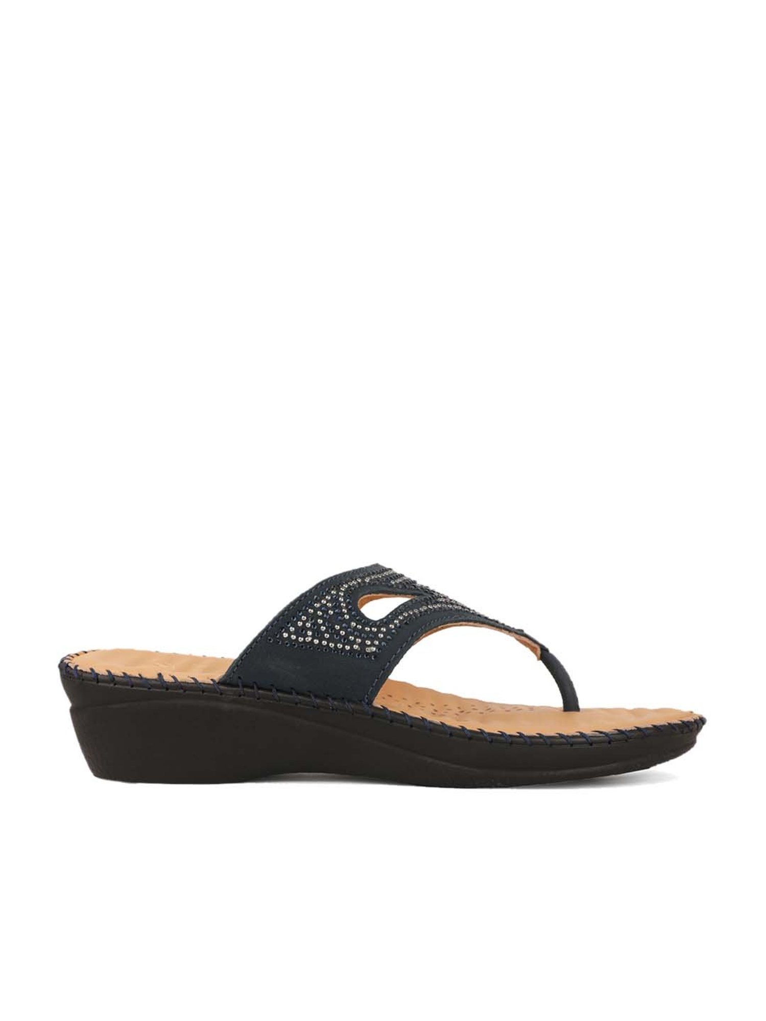 15 Best Comfortable Wedge Sandals 2022, According to Podiatrists