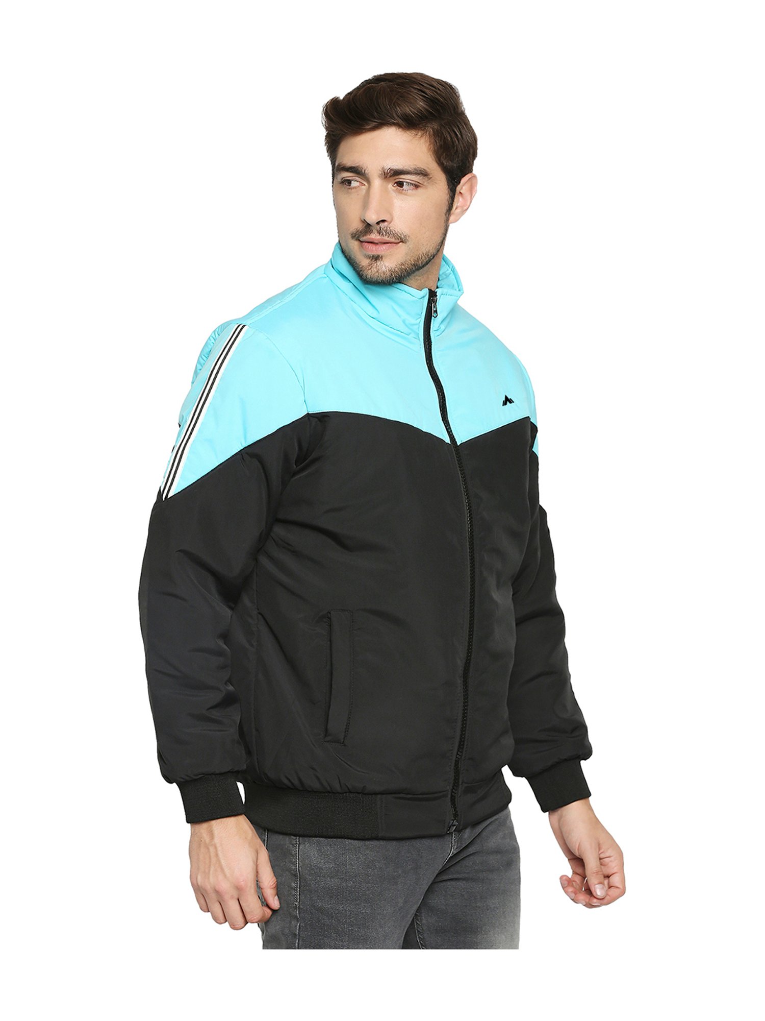 PUMA UV FAVOURITE WOVEN JACKET MENS PUMA BLACK | The Athlete's Foot