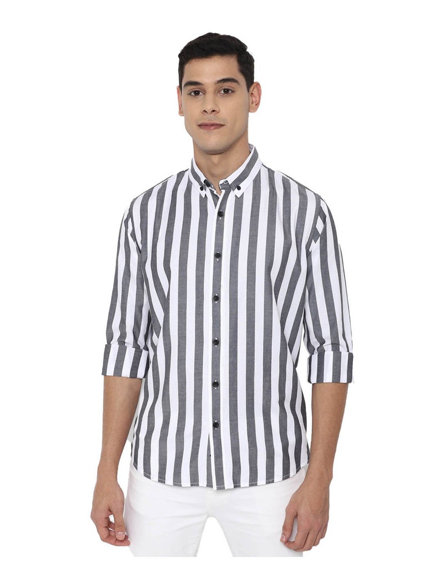 Buy Forever 21 Black & White Striped T-Shirt for Men Online @ Tata CLiQ