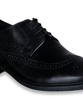 Buy Clarks Banbury Limit Black Brogue Shoes at Best Price @ Tata CLiQ