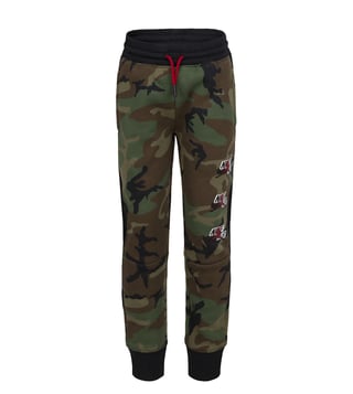 Camouflage shop nike joggers