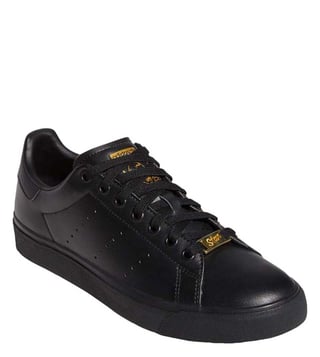 Udfyld Munk korruption Buy Adidas Originals Stan Smith Vulc Black Men Sneakers Online @ Tata CLiQ  Luxury