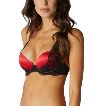 Buy YamamaY Black Magic in Lace Under Wired Padded Push Up Bra for