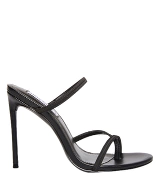 EVELYN Black Patent Point Toe Pump