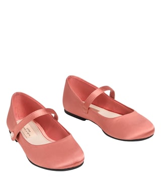 Coral mary best sale jane shoes