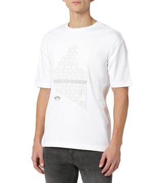 Buy Calvin Klein Jeans Bright White Regular Fit T-Shirts for Men Online @  Tata CLiQ Luxury