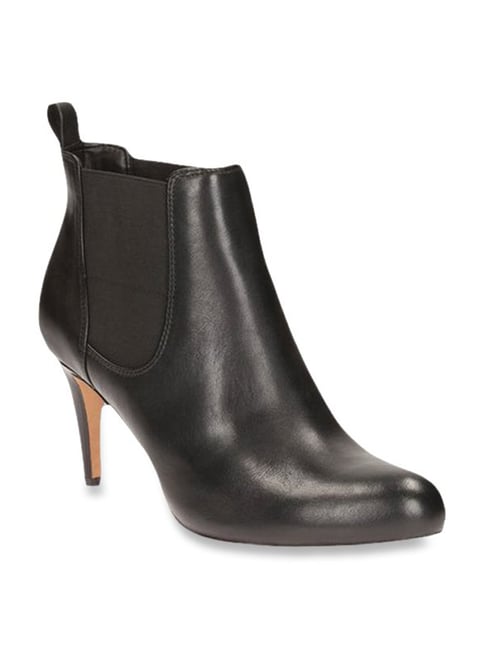 Buy Clarks Carlita Quinn Black Chelsea Boots for Women at Best Price Tata CLiQ