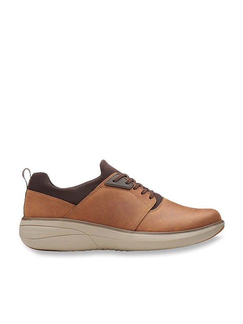 Clarks un rise lo on sale sneaker