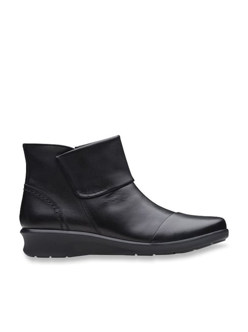 Clarks hope shop track boots