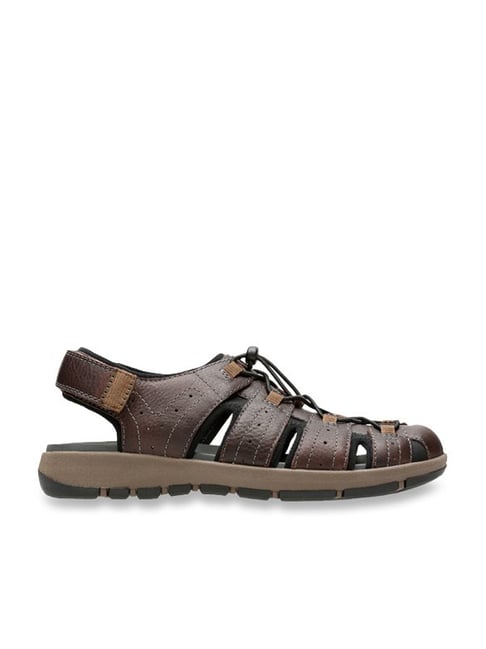 Clarks Men s Brixby Cove Brown Fisherman Sandals