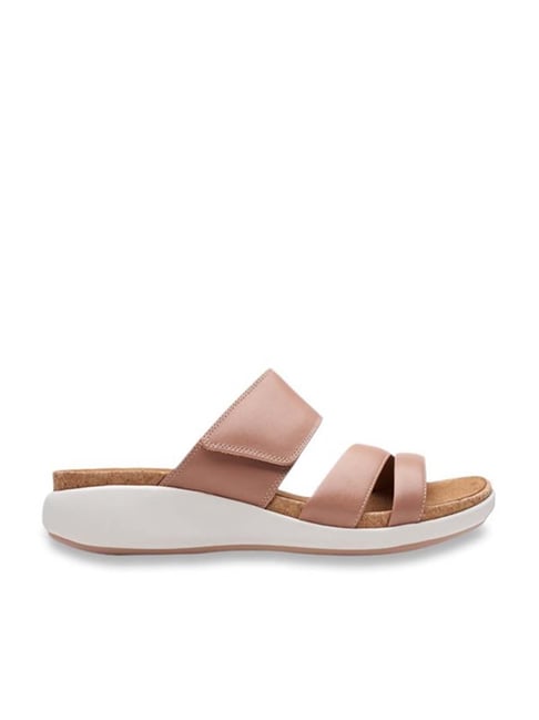 Clarks Women s Un Bali Way Brown Wedges