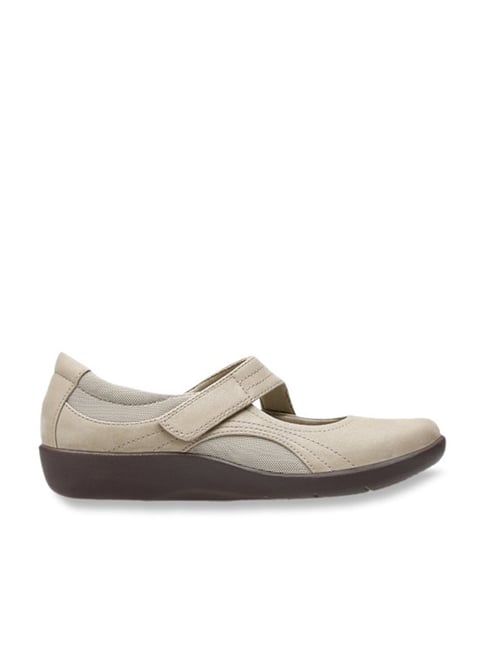 Clarks clearance bella shoes