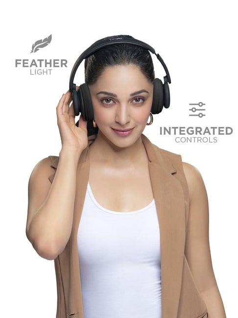 Buy Boat Rockerz 450 Over The Ear Bluetooth Headphone With Mic Online At Best Price Tata Cliq