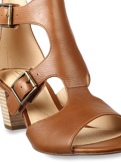 Buy Clarks Deloria Kay Tan Ankle Strap Sandals for Women at Best Price Tata CLiQ